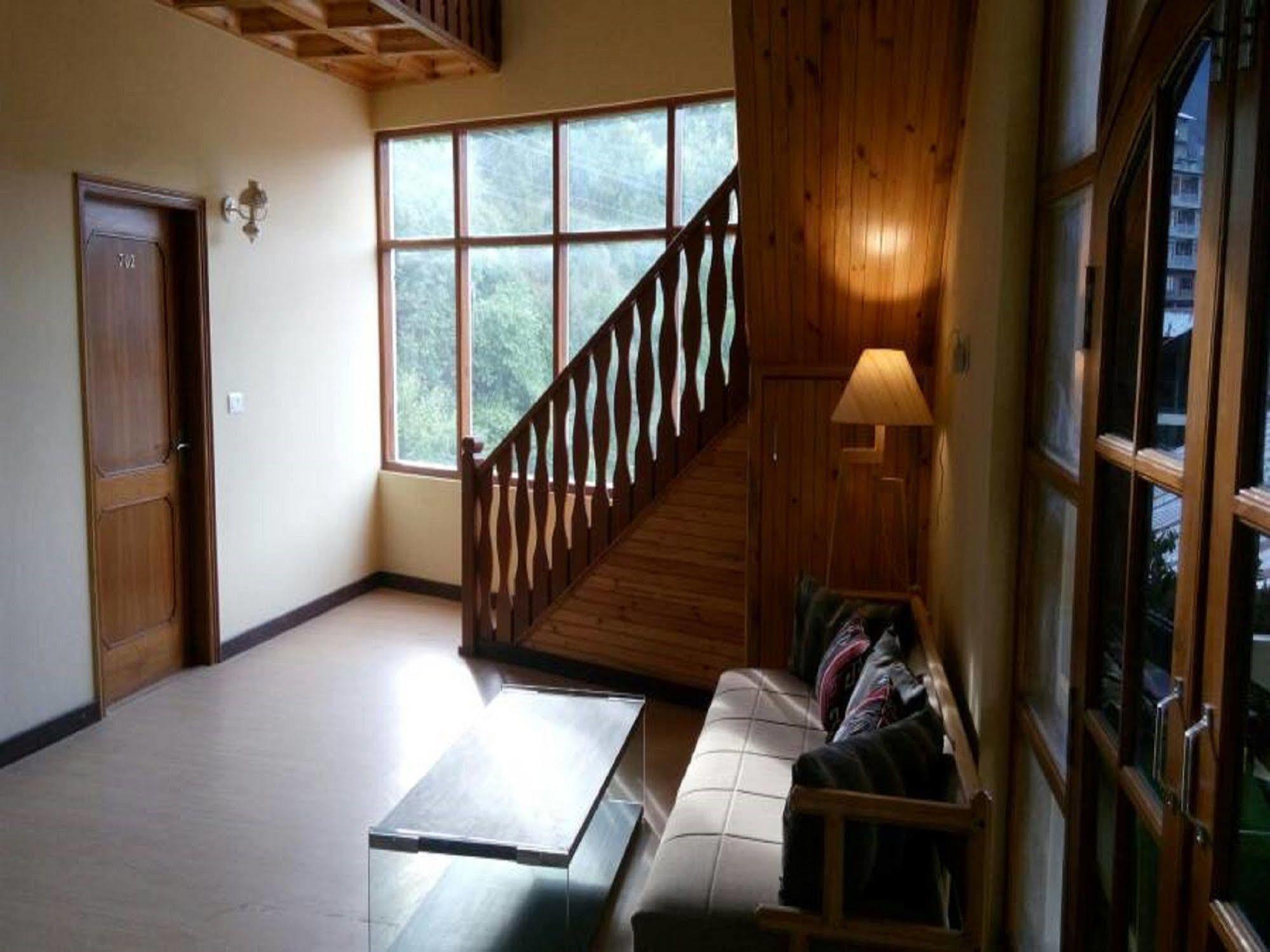 Bravia Hotel Manali Inn ภายนอก รูปภาพ